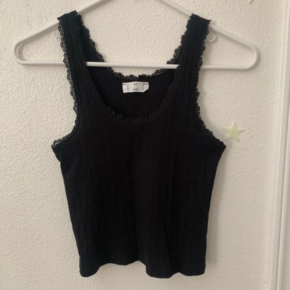 Tilly's Tops - Tillys Lace trimmed tank top